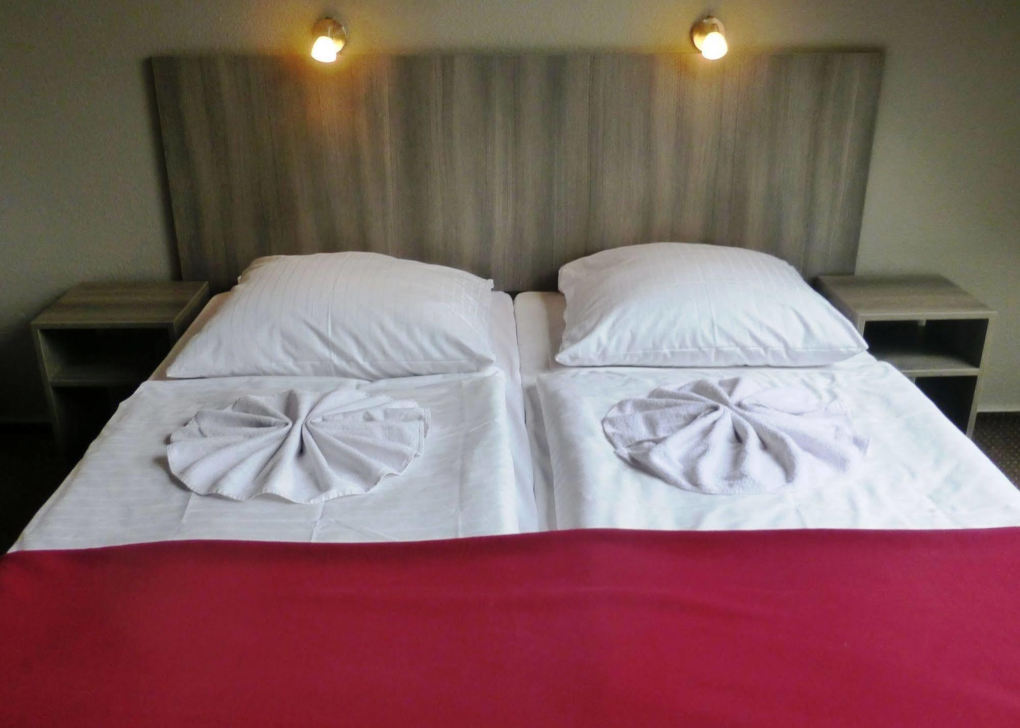 Hotel Rehberge Berlin Mitte Eksteriør billede